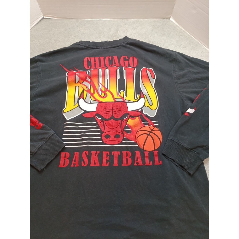 Chicago Bulls Long Sleeve Shirt Men Size XLarge Black Red NBA Basketball Jordan